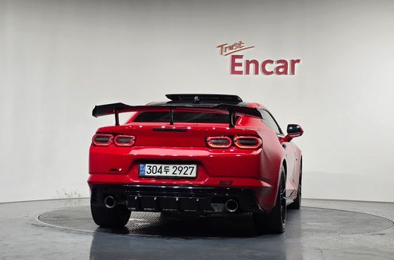 Chevrolet (Daewoo) Camaro SS 6.2 V8 Volcano Red — пробег 62 278 км — фото 4 из 5