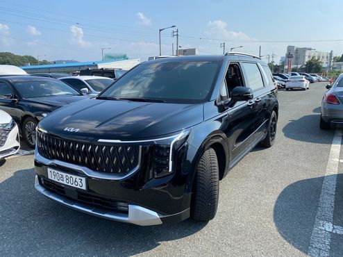 Kia Carnival Diesel 9-Seater Prestige — пробег 8 889 км — фото 2 из 5