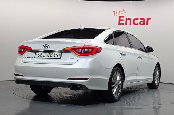 Hyundai Sonata 2.0 Smart — пробег 111 138 км — фото 2 из 5