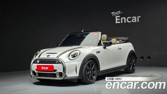 Mini Cooper Convertible Resolute Edition 3rd Gen — пробег 32 198 км — фото 1 из 5