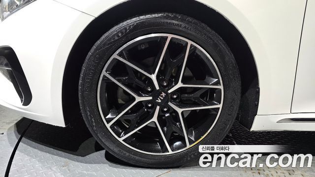 Kia K5 из Кореи Encar