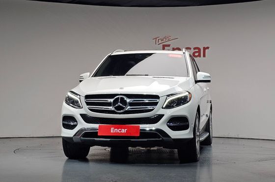 Mercedes-Benz GLE-Class GLE350 d 4MATIC — пробег 62 334 км — фото 3 из 5