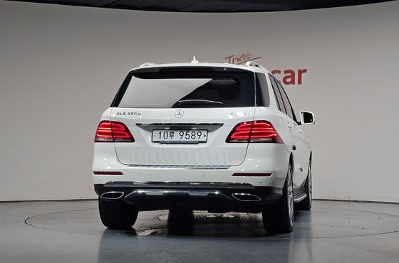 Mercedes-Benz GLE-Class GLE350 d 4MATIC — пробег 62 334 км — фото 4 из 5