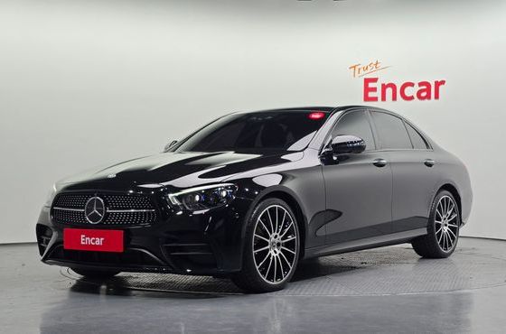 Mercedes-Benz E-Class E350 4MATIC AMG Line — пробег 81 821 км — фото 1 из 5