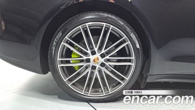 Porsche Panamera 2.9 AWD E-Hybrid — пробег 81 103 км — фото 5 из 5