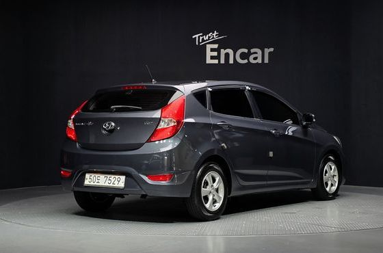 Hyundai Accent Diesel WIT 1.6 VGT Premier — пробег 90 381 км — фото 2 из 5