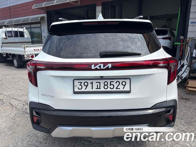Kia Seltos из Кореи Encar