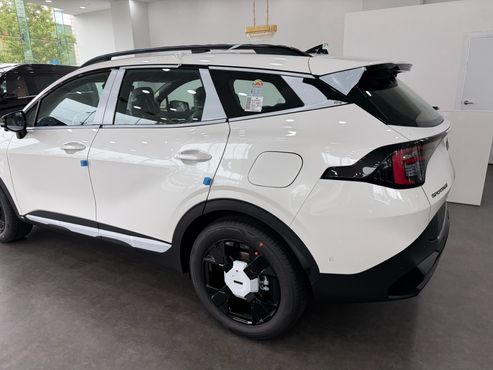 Kia Sportage Gasoline 1.6 Turbo 2WD Signature X Line — пробег 4 км — фото 2 из 5