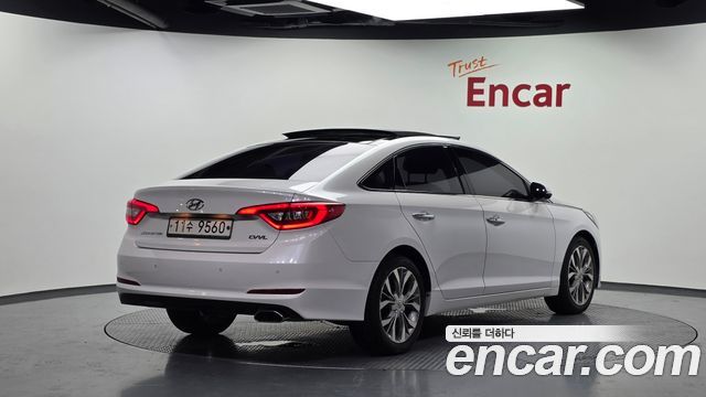 Hyundai Sonata 2.0 Smart — пробег 133 550 км — фото 2 из 5