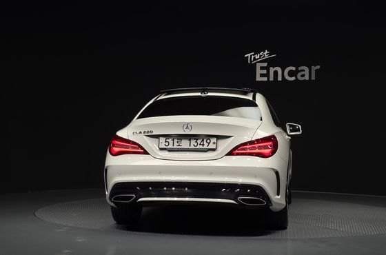 Mercedes-Benz CLA-Class CLA220 AMG Line — пробег 69 300 км — фото 4 из 5