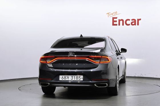 Hyundai Grandeur 2.4 Premium Special — пробег 176 254 км — фото 4 из 5