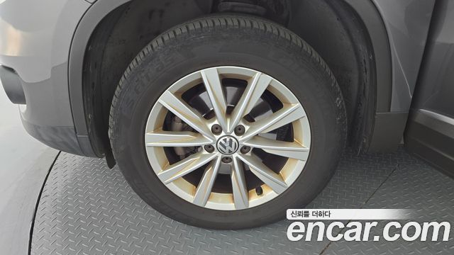 Volkswagen Tiguan из Кореи Encar