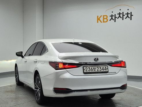 Lexus ES Luxury — пробег 124 247 км — фото 4 из 5