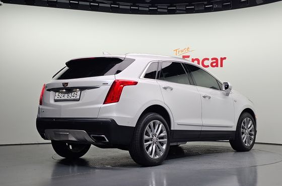Cadillac XT5 3.6 Platinum — пробег 105 962 км — фото 2 из 5