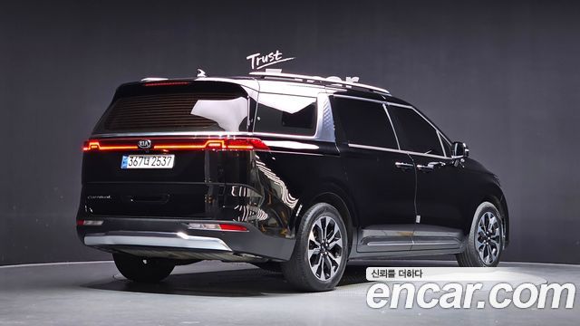 Kia Carnival из Кореи Encar