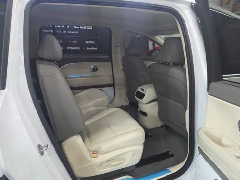 Hyundai Ioniq9 Performance Type AWD 6-Seater Prestige — пробег 5 000 км — фото 2 из 4