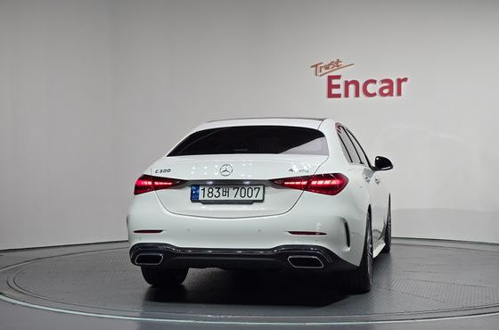 Mercedes-Benz C-Class C300 4MATIC AMG Line — пробег 66 274 км — фото 4 из 5