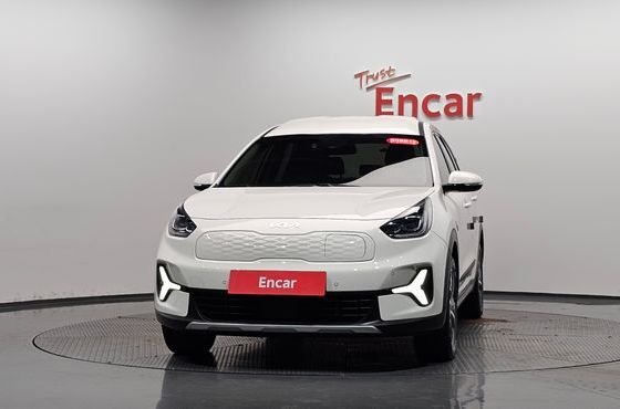 Kia Niro Air — пробег 32 096 км — фото 3 из 5