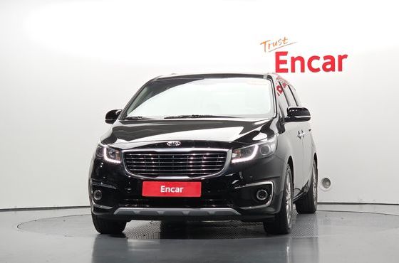 Kia Carnival 9-seater Prestige — пробег 140 541 км — фото 3 из 5