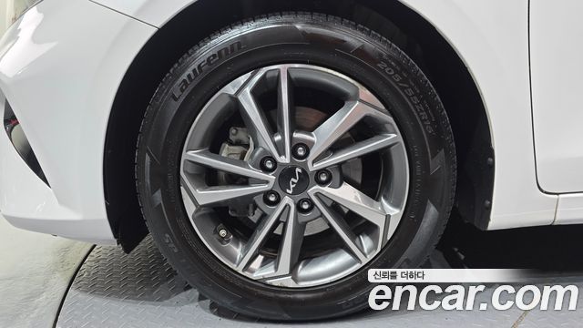 Kia K3 из Кореи Encar