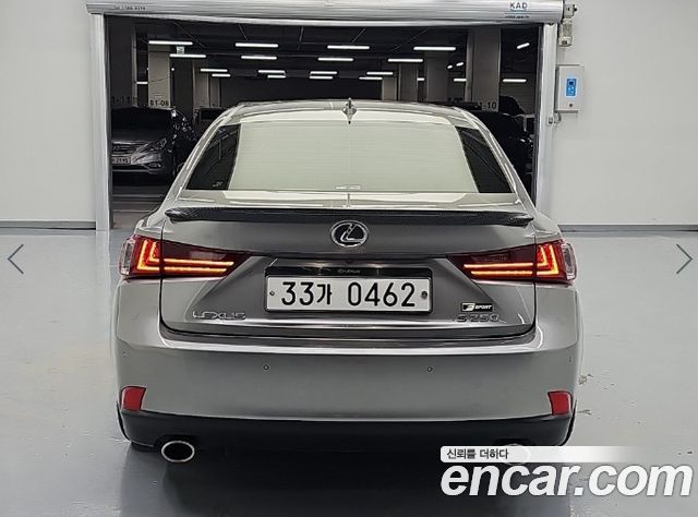 Lexus IS F-Sport XE30 — пробег 121 250 км — фото 3 из 5