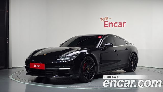 Porsche Panamera 3.0 AWD — пробег 91 090 км — фото 1 из 5