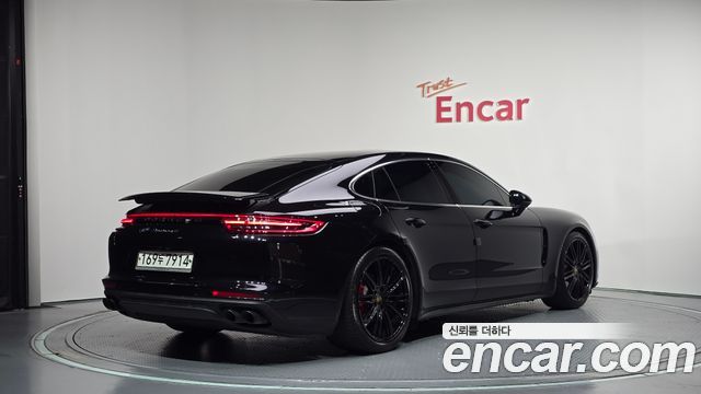 Porsche Panamera 3.0 AWD — пробег 91 090 км — фото 2 из 5