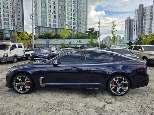 Kia Stinger 3.3 Turbo AWD GT — пробег 83 040 км — фото 3 из 5