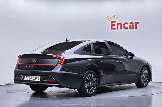 Hyundai Sonata Premium Plus — пробег 103 856 км — фото 2 из 5