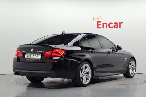 BMW 5-Series 530d xDrive M Aero Dynamic — пробег 221 890 км — фото 2 из 5