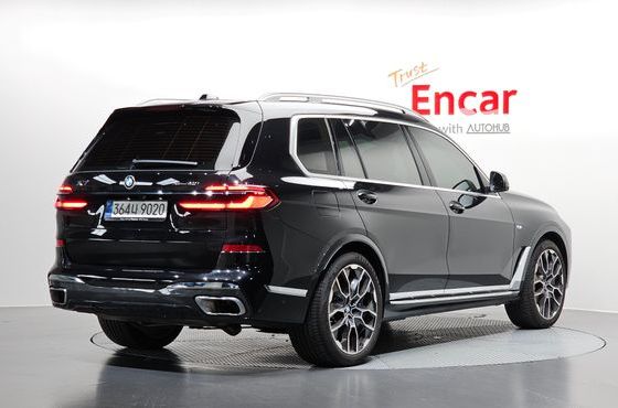 BMW X7 xDrive 40i M Sport 6STR — пробег 5 822 км — фото 2 из 5