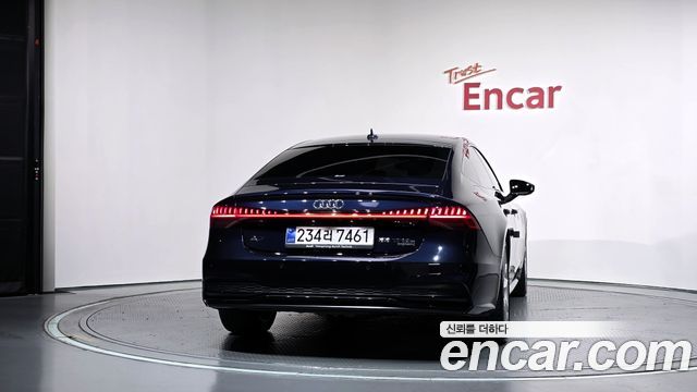Audi A7 55 TFSI e Quattro Premium — пробег 49 757 км — фото 4 из 5