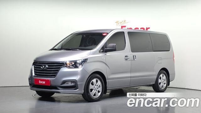 Hyundai Starex Wagon 11-Seater Smart — пробег 108 151 км — фото 1 из 5