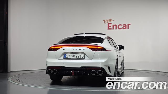 Kia Stinger из Кореи Encar