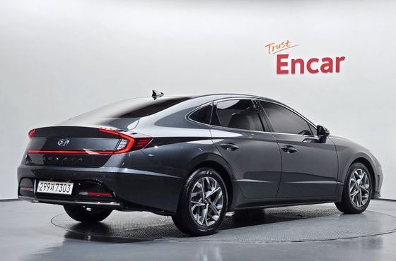 Hyundai Sonata 2.0 Premium Plus — пробег 65 175 км — фото 2 из 5