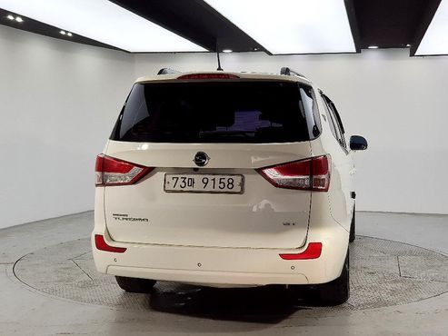 Ssangyong KORANDO 4WD GT 11-seater — пробег 230 879 км — фото 3 из 5
