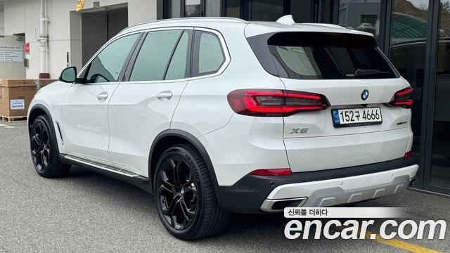 BMW X5 xDrive 30d xLine — пробег 71 747 км — фото 2 из 5