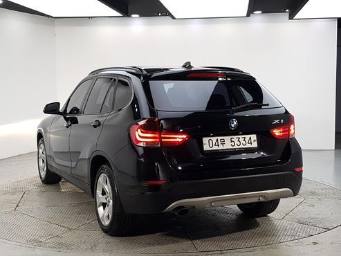 BMW X1 xDrive 18d — пробег 86 205 км — фото 3 из 5