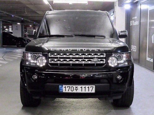 Land Rover Discovery 3.0 SDV6 SE — пробег 220 697 км — фото 1 из 5