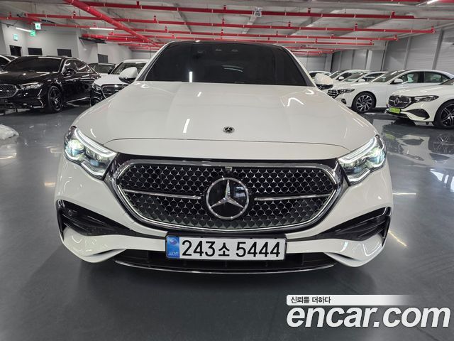 Mercedes-Benz E-Class E300 4MATIC AMG Line — пробег 436 км — фото 1 из 5