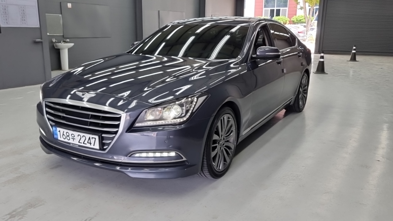 Hyundai Genesis G330 Premium AWD — пробег 209 438 км — фото 1 из 5