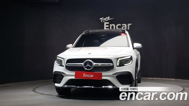 Mercedes-Benz GLB-Class GLB250 4MATIC — пробег 58 614 км — фото 3 из 5