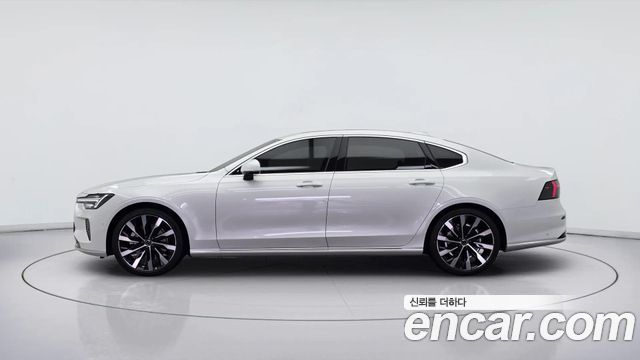 Volvo S90 B5 Ultra Bright Air sus — пробег 843 км — фото 2 из 5
