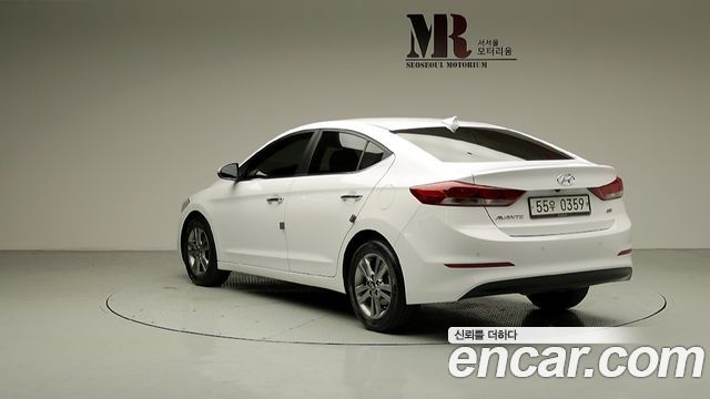 Hyundai AVANTE из Кореи Encar