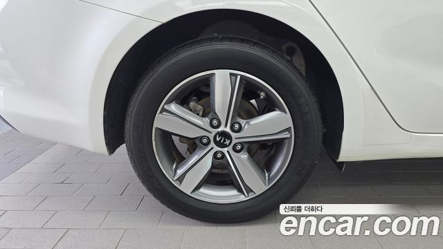 Kia K3 из Кореи Encar