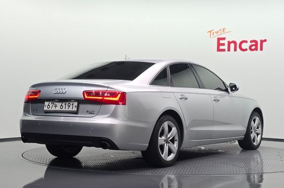 Audi A6 2.0 TFSI Quattro Dynamic C7 — пробег 187 013 км — фото 2 из 5
