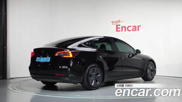 Tesla Model 3 RWD — пробег 81 090 км — фото 2 из 5
