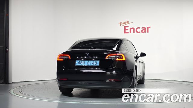 Tesla Model 3 RWD — пробег 81 090 км — фото 4 из 5