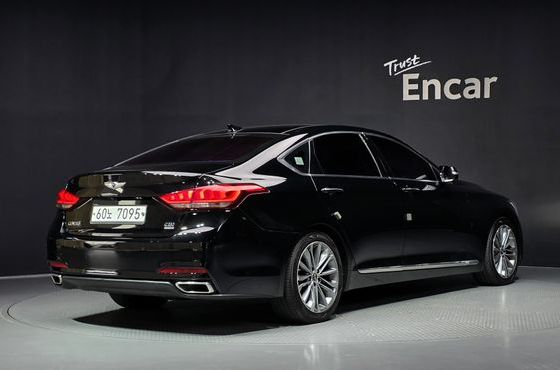Hyundai Genesis G330 Premium AWD — пробег 179 350 км — фото 2 из 5