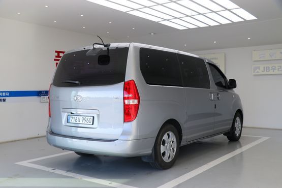Hyundai Starex Wagon 12-Seater Smart — пробег 45 471 км — фото 4 из 5